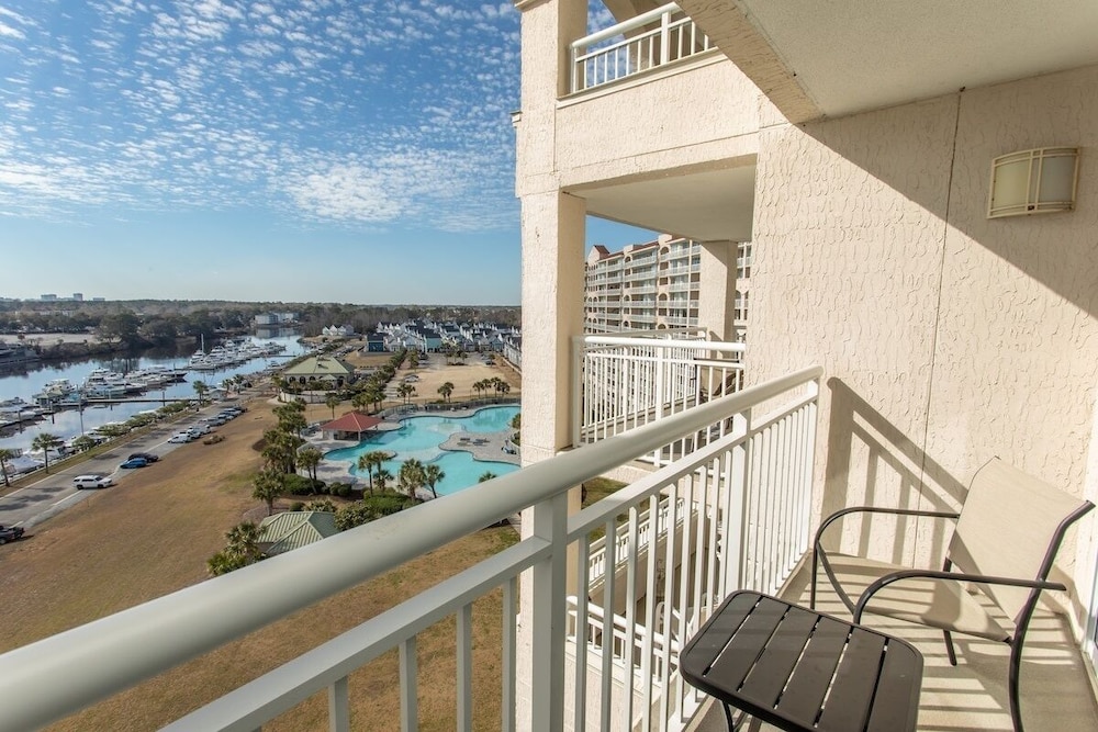 Yacht Club 1-1103 3 Bedroom Condo