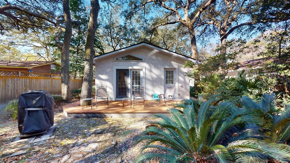 Azalea Cottage Duplex 2 Bedroom Duplex view 5