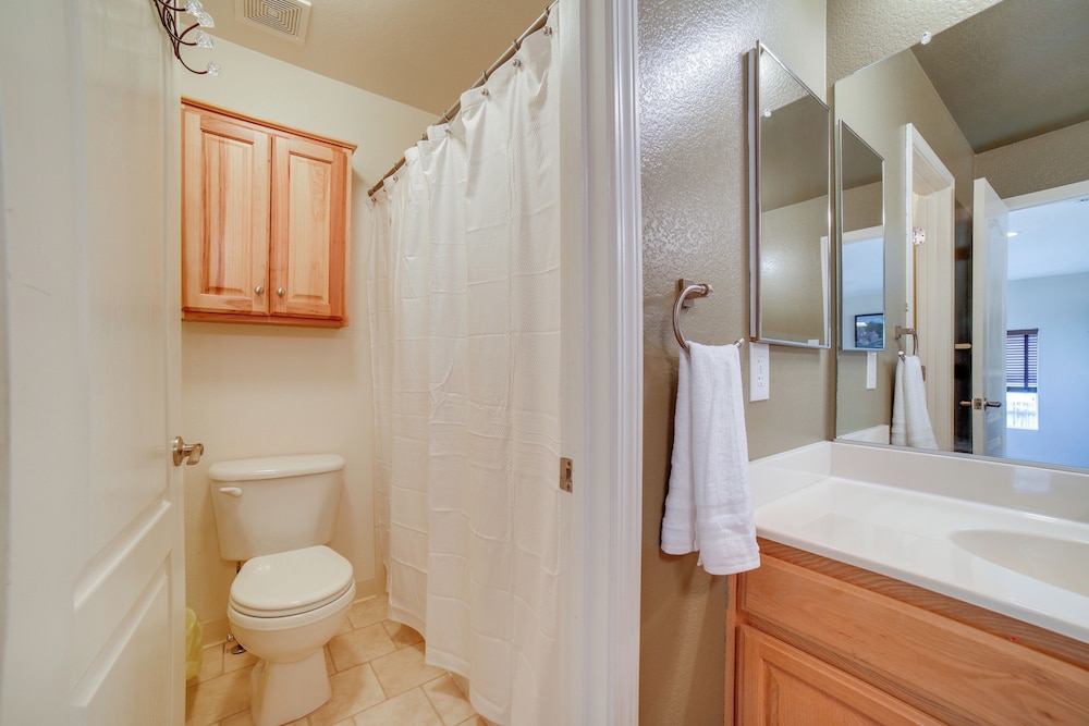 Ski Getaway w/ Hot Tub: Reno Home By Attractions