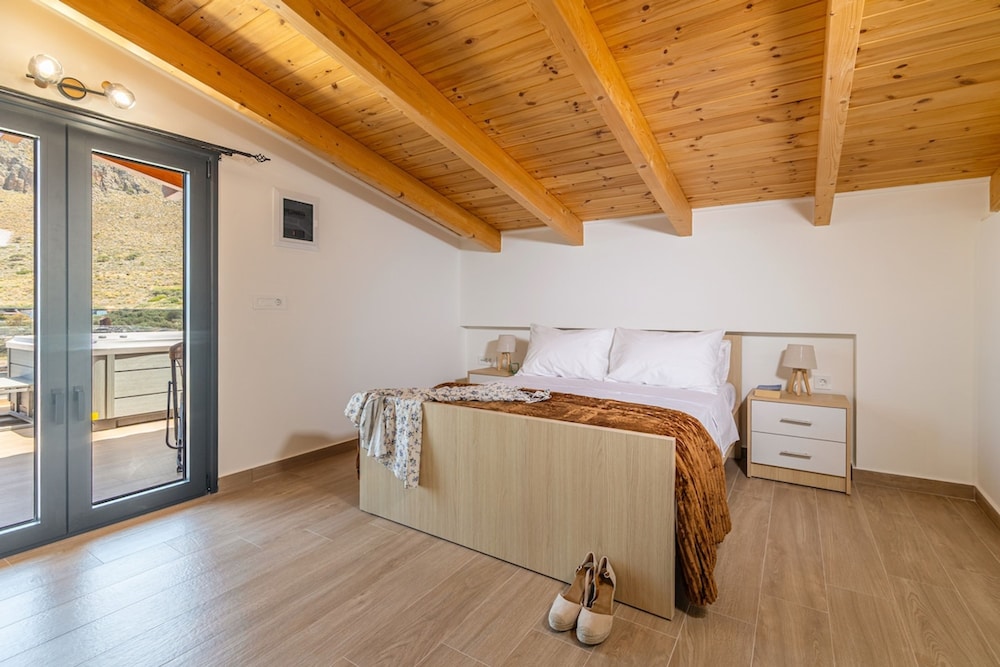 Villa Bianca With Jacuzzi