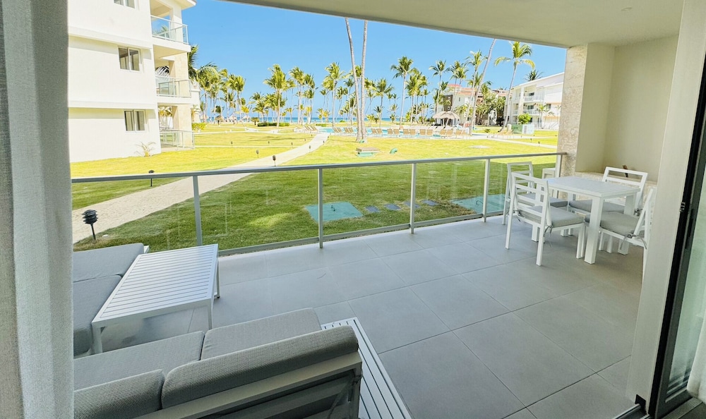 Playa Palmera Beach Front Apartments