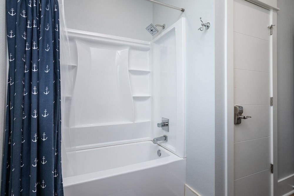 Deja Blue 2 3 Bedroom Home