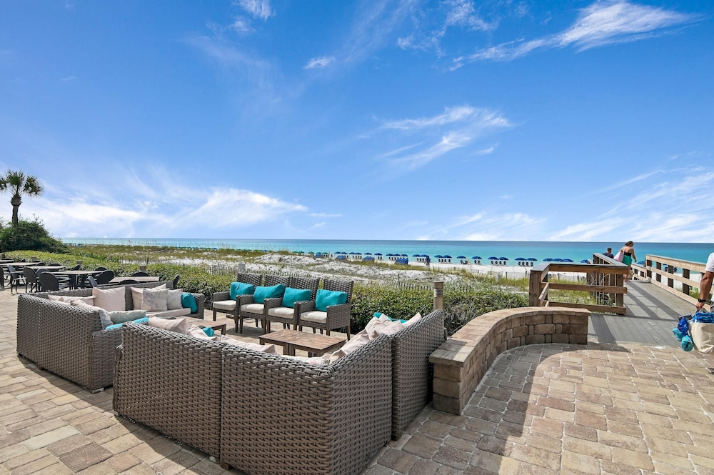 Inn at Crystal Beach 611