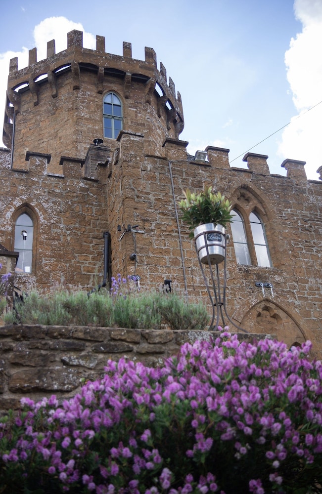 Banbury Vacations - Castle at Edgehill - Property Image 22