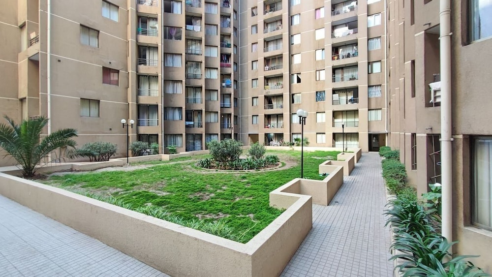 Merced Plaza Apart
