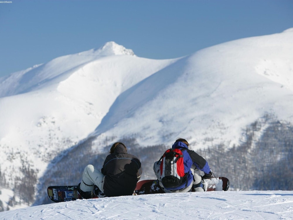 Apartment in Bad Kleinkirchheim by Ski Lift