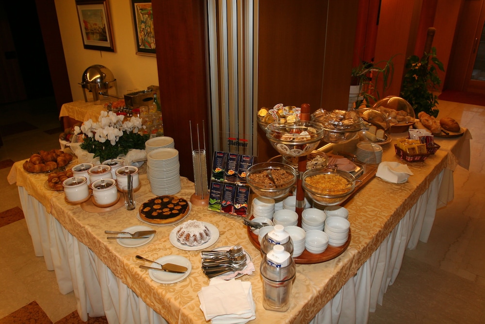 Photo 30