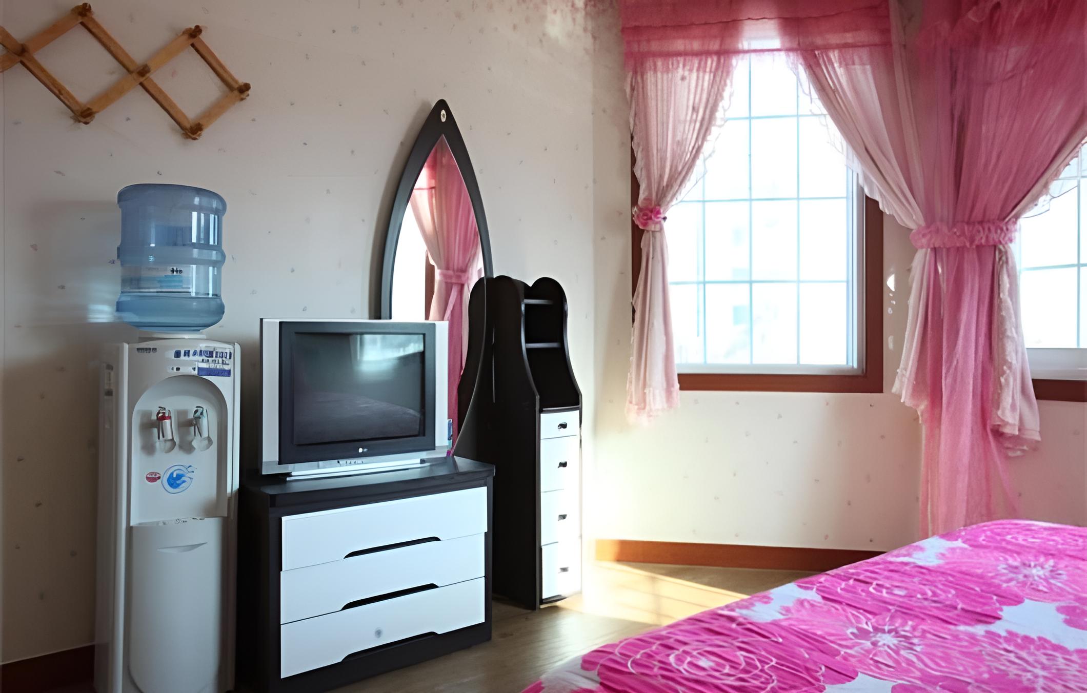 Photo 32