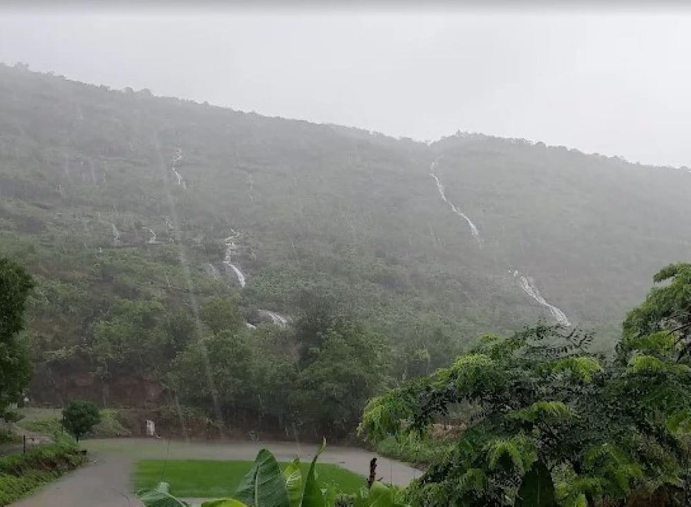 Hotel Krushnai Athavan Farm House