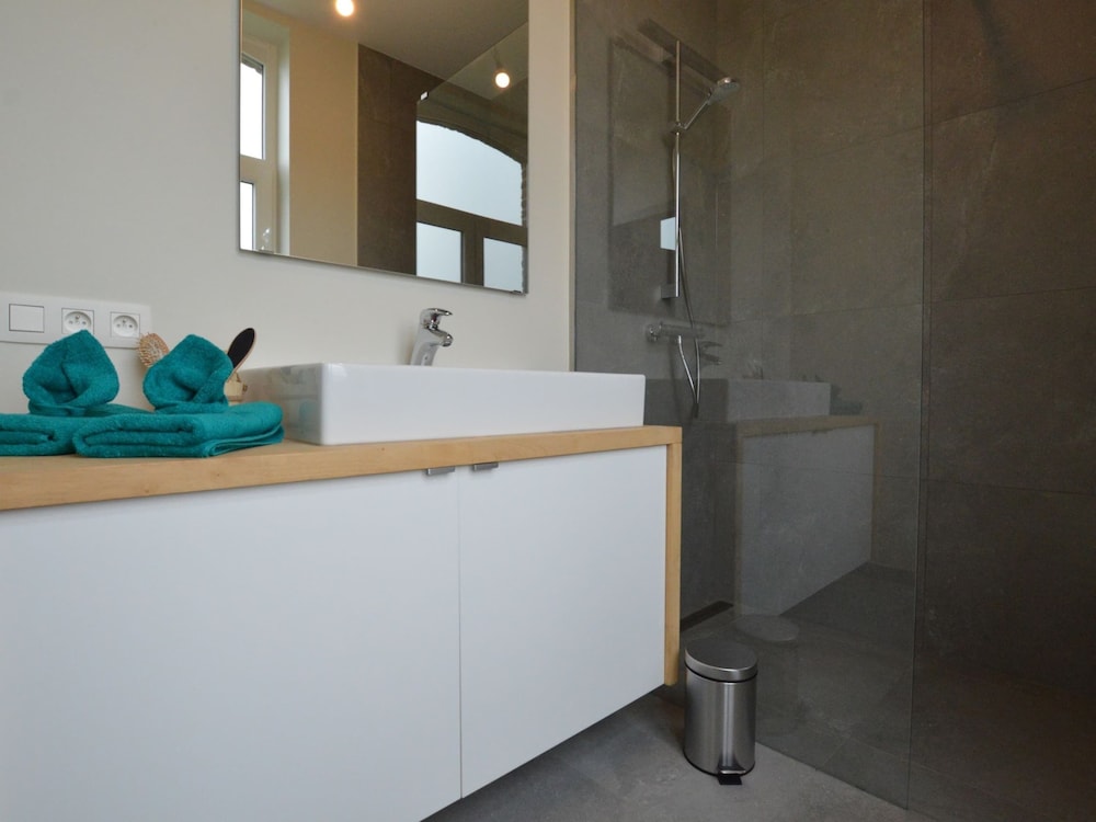 Spacious Holiday Home With Pond in Poperinge