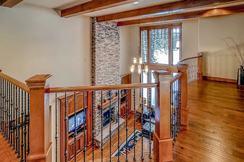 12th Manor in Suncadia