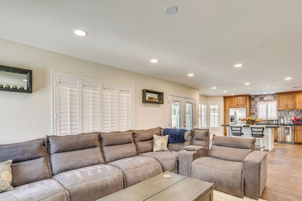 4BR Home w/ Private Pool, Patio & Grill