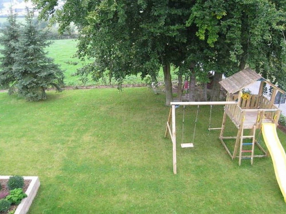 Apartment in Halenfeld-amel With Terrace