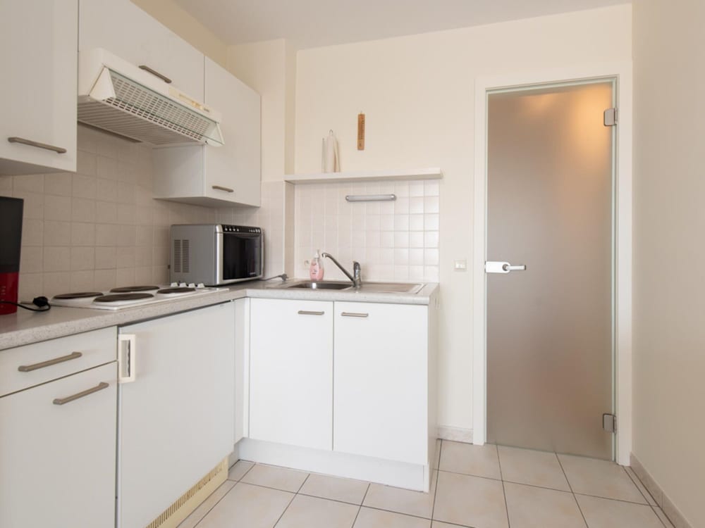 Apartment With Terrace and sea View in Mariakerke