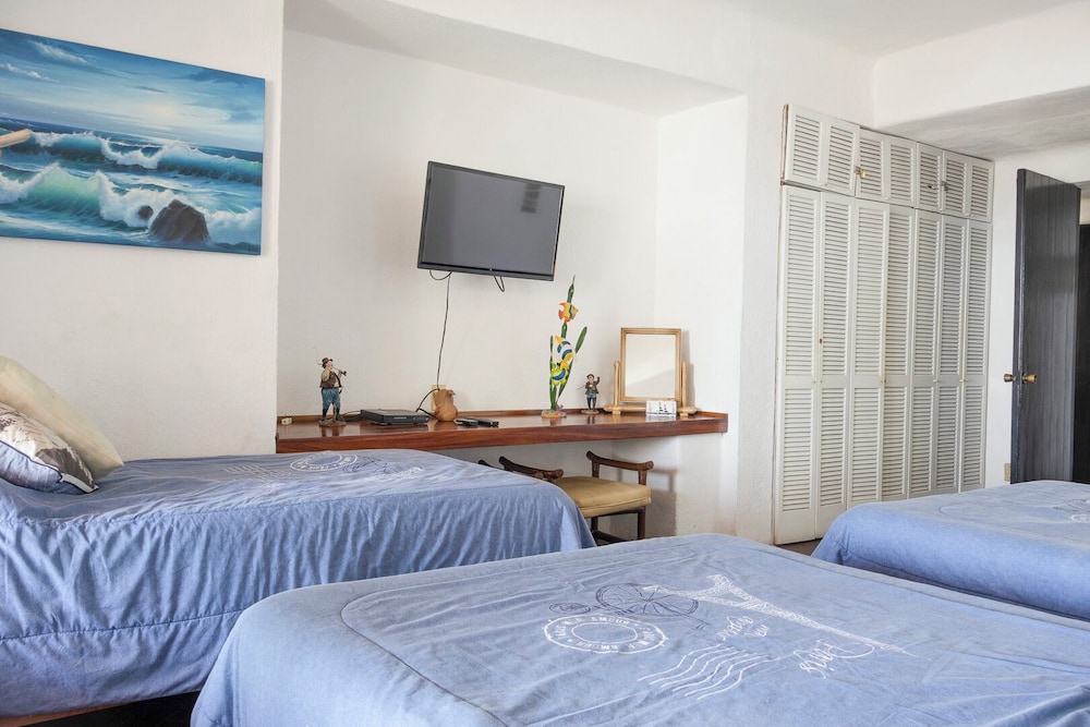 Flat with Unbeatable Views & 2 Bedrooms