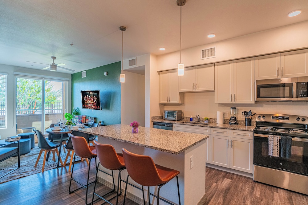 ROVE LIVING/KL - Cardinal 95