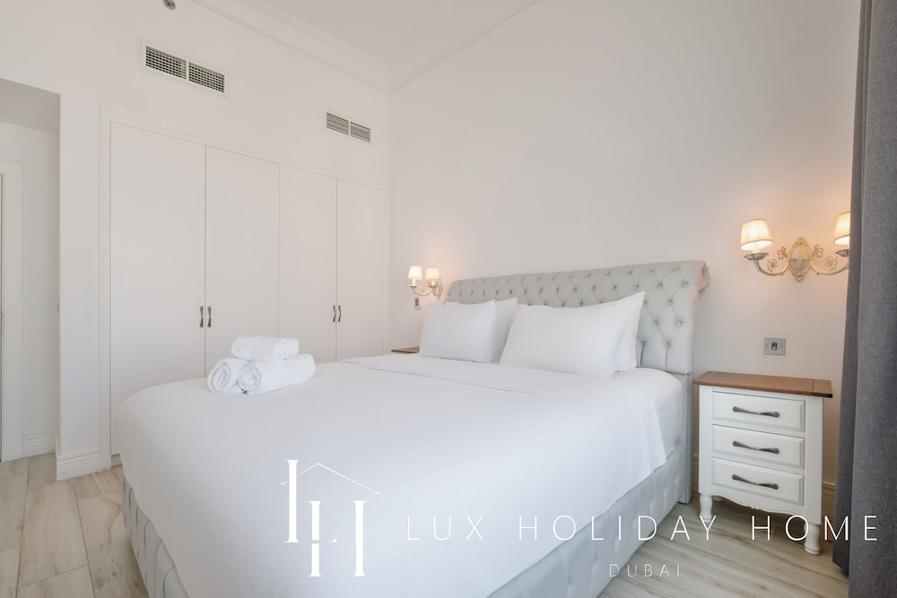 LUX The Shoreline Sea View Suite