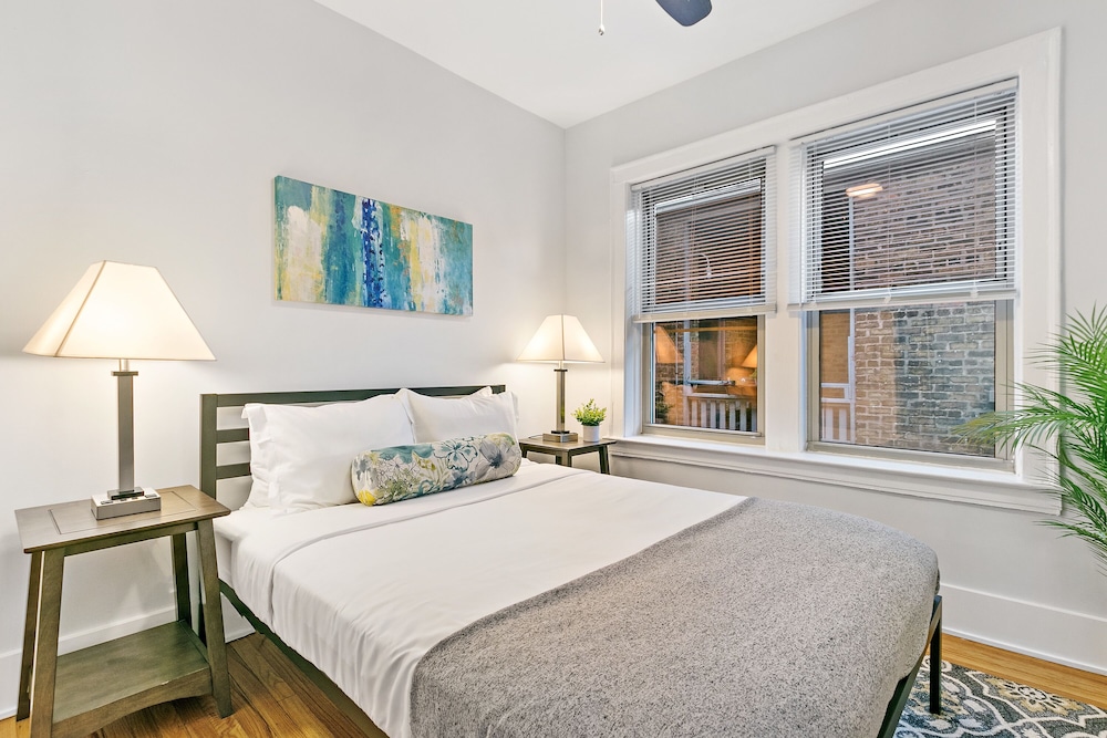 1BR City Comfort - Campbell rep