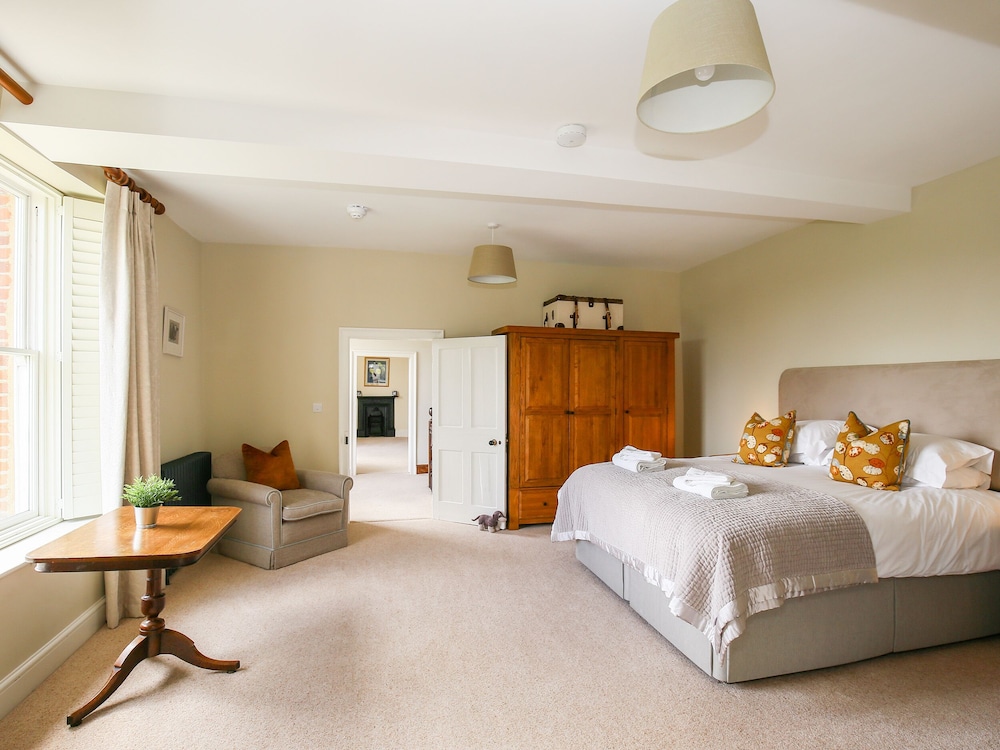 Shifford Manor Farm