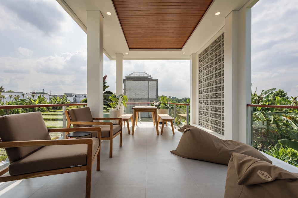 Laid Back Villa