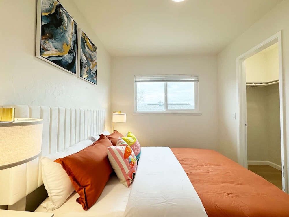 Comfortable 4BR Heart Downtown SJ Central AC Sjsu