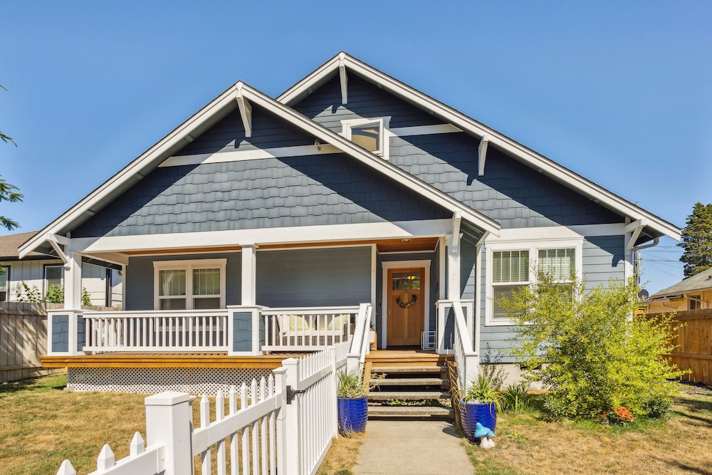 Cheery Tacoma Vacation Rental: 7 Mi to Owen Beach! - Property Image 11