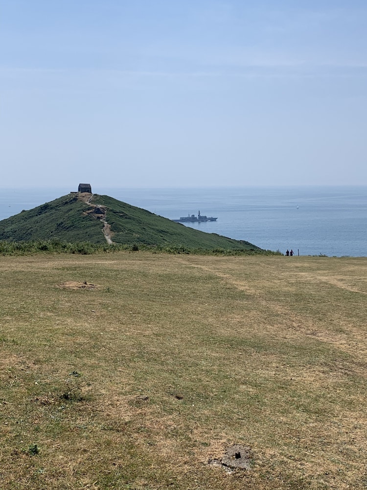Tregantle Farm Eco Glampsite Super Safari Cabin view 3