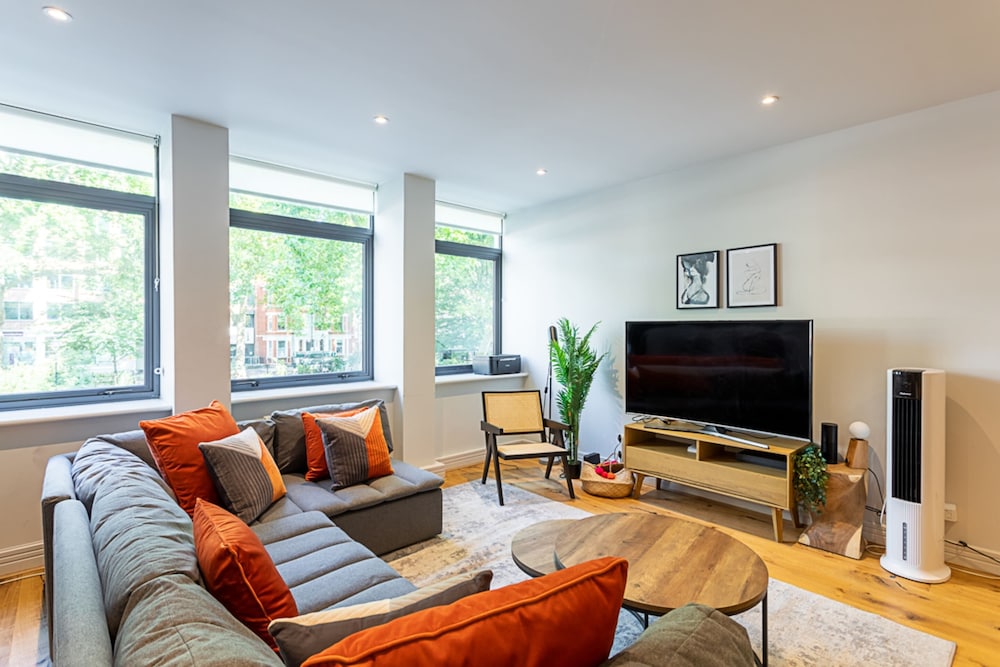 Stunning Modern Apartment in the Heart of Holborn