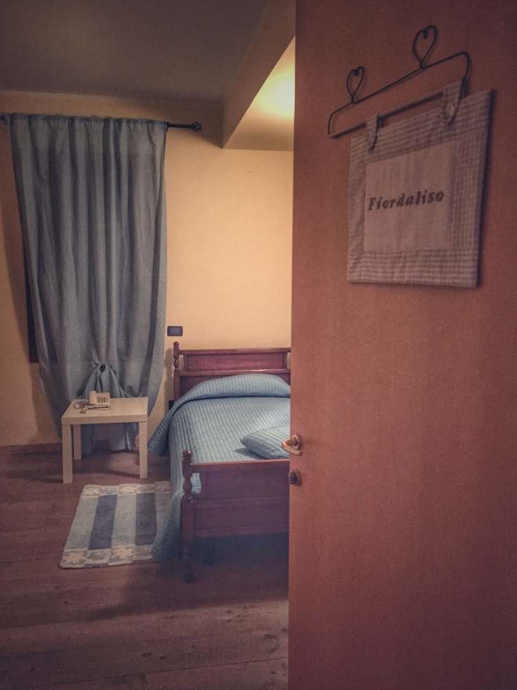 Agriturismo Borgo Tecla