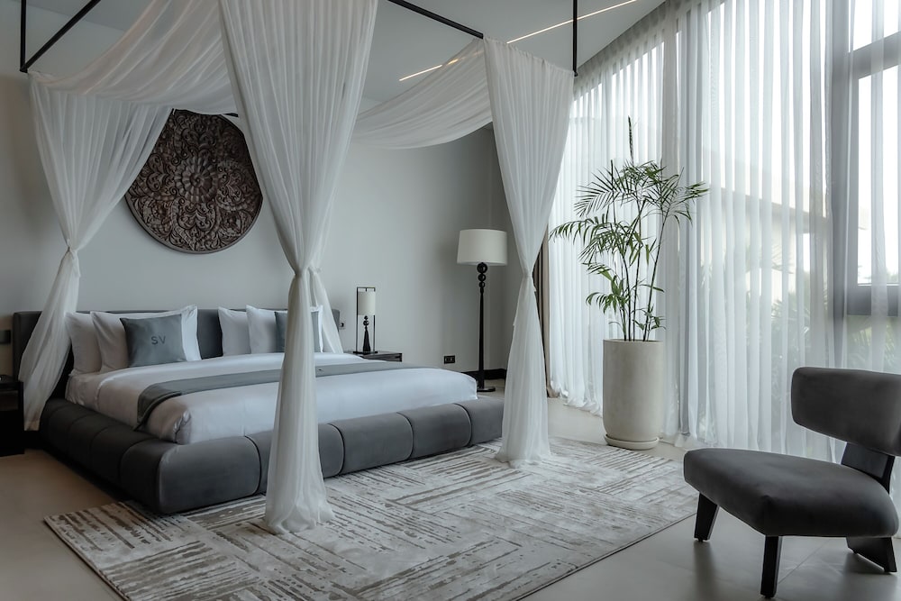 AMO Residences