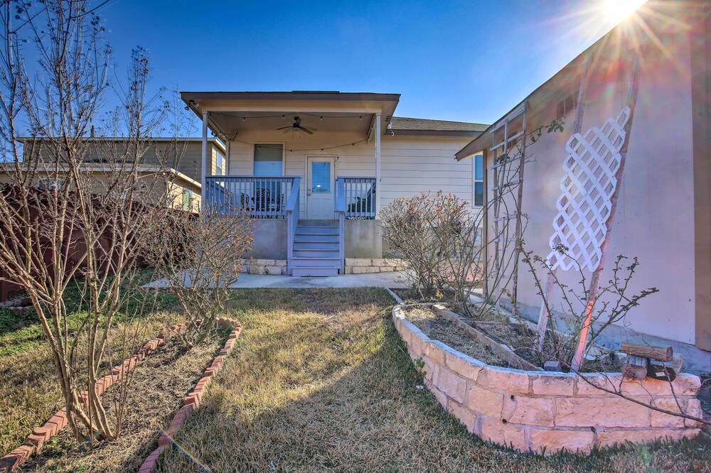 San Antonio Abode Near Golf, Shops + Dining! view 3
