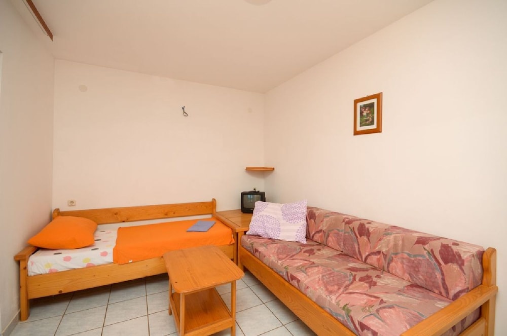 Apartments Ivo