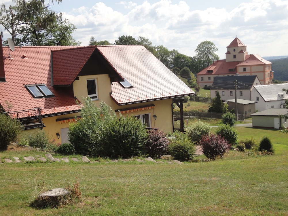 Ferienwohnung Schloss Schönberg view 2