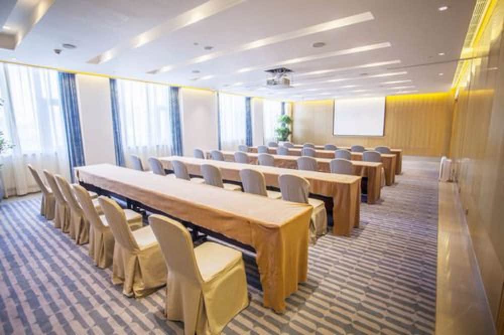 Ovation Seven-Cultivation Hotel