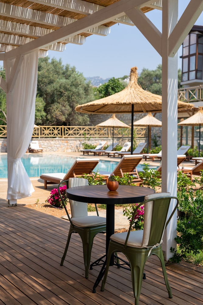 Boho Garden Selimiye - Image 13