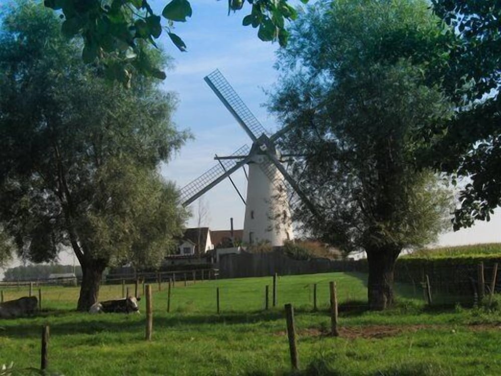 Huis bij de Lieve Bed & Breakfast