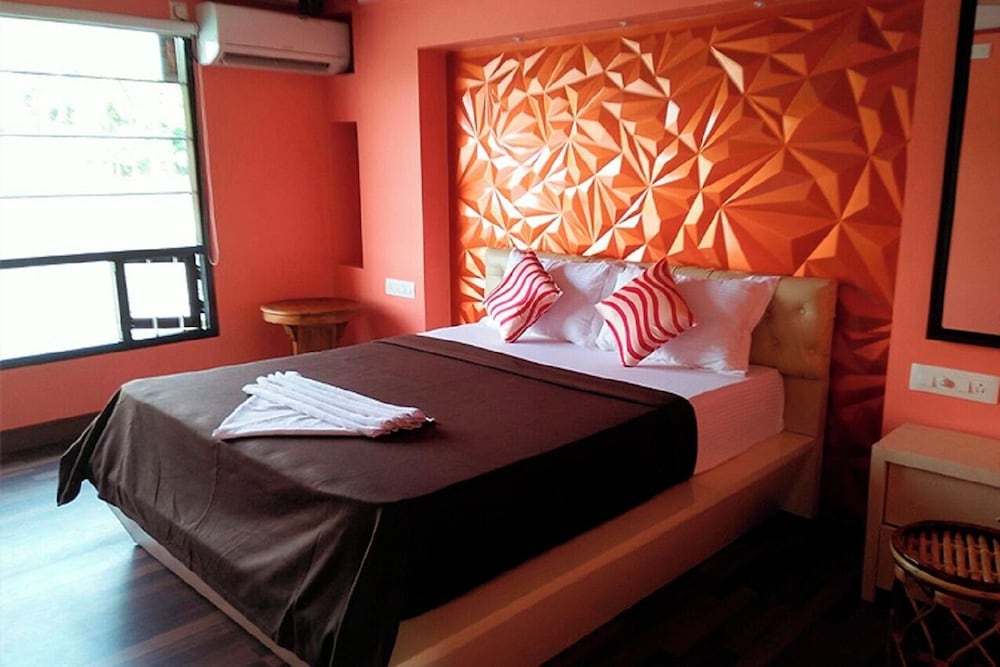 Golden Plaza Guest House - Kolkata