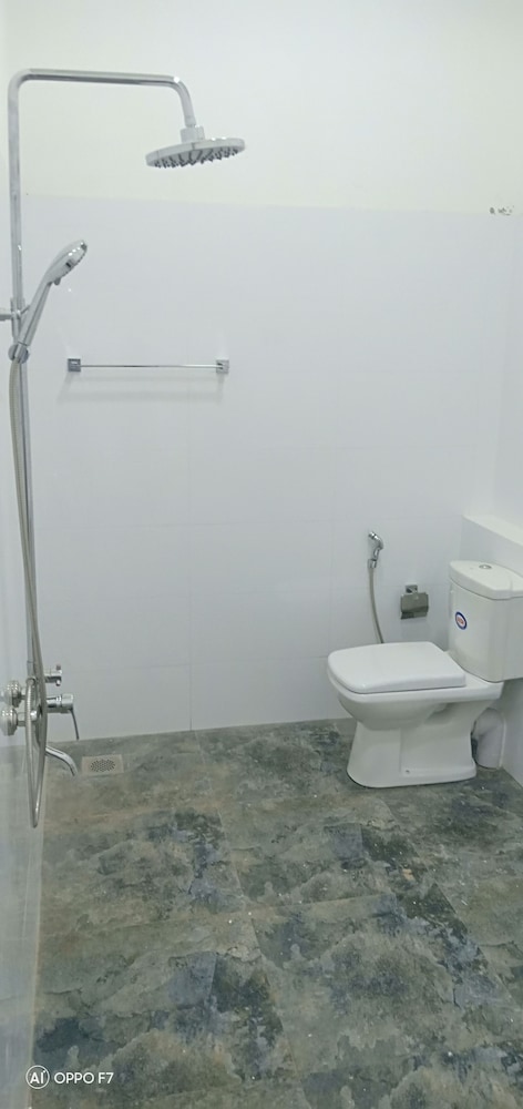 Legacy Park 212 - Image 5