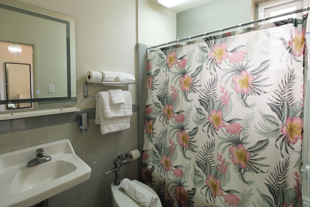 Close to the Beach AC Smart TV Free Parking