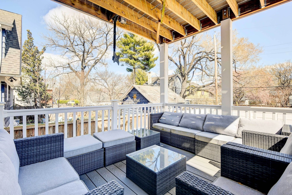 Updated Baltimore Home 8 Mi to Downtown! - Property Image 6
