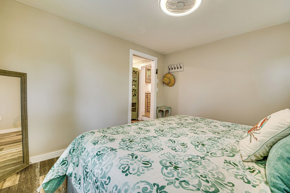Walk to Lake Beaches: Cabin w/ Patio in Belmont!