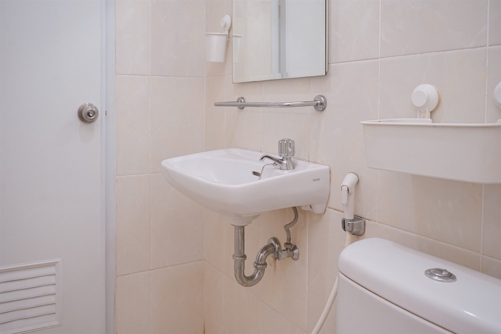 Well Designed and Comfy 2BR Apartment at M-Town Residence