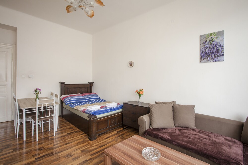 Downtown Apartments Prague