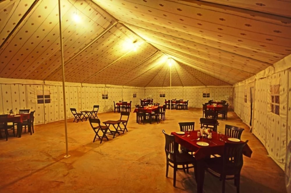Om Desert Resort