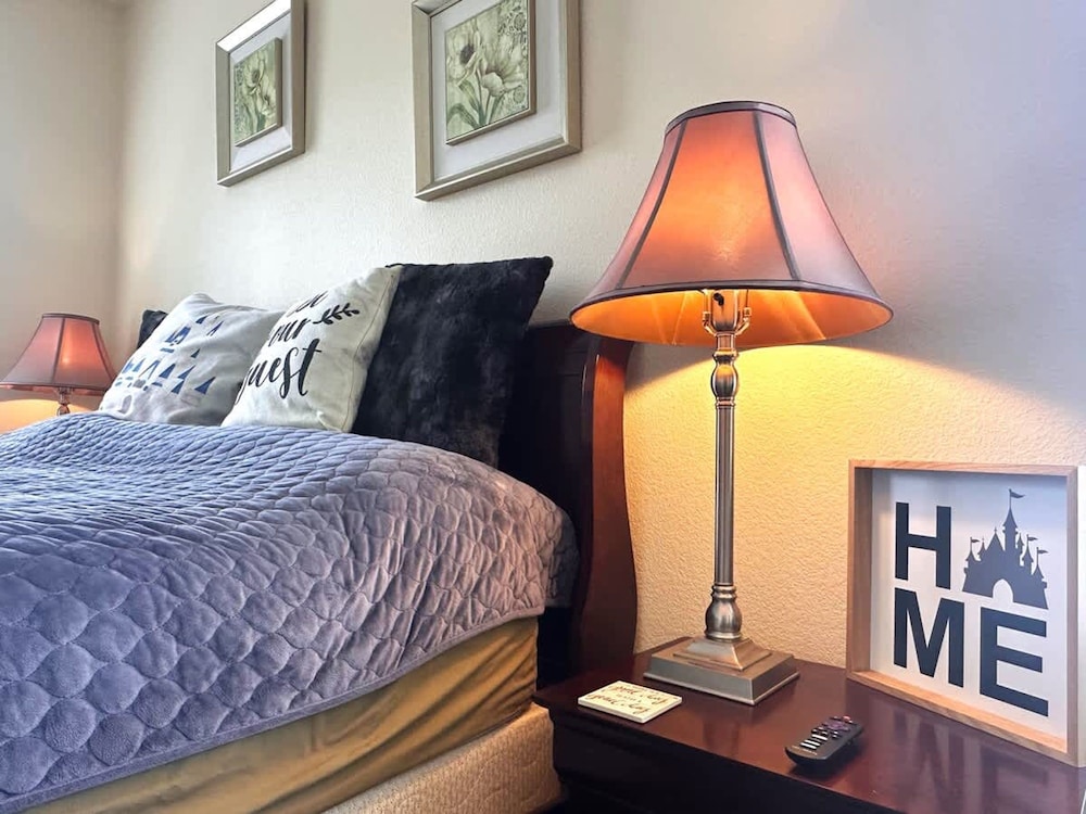Cozy Reunion Resort Home - Sleeps 4 Near Disney