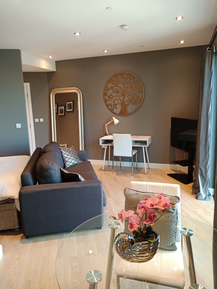Kings Wharf Quay29 Studio with Pool