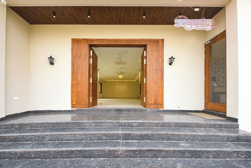 Fabhotel Kings 3 Farm