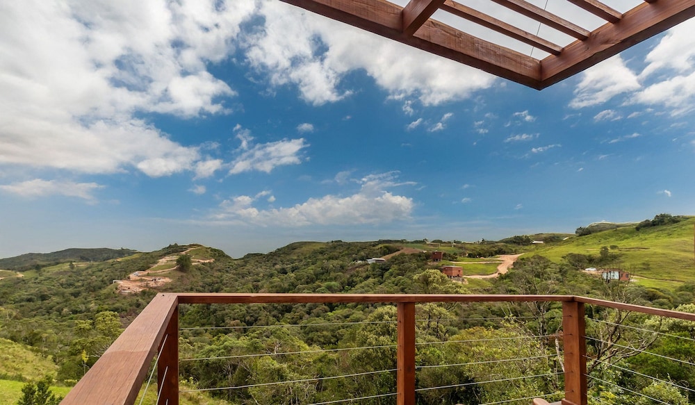 Charmosa cabana na serra VST005