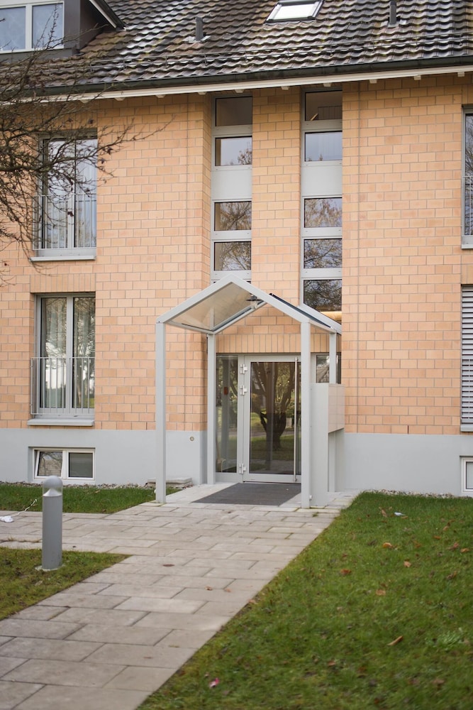 VK - Zürich Airport - Luxury - Homestay