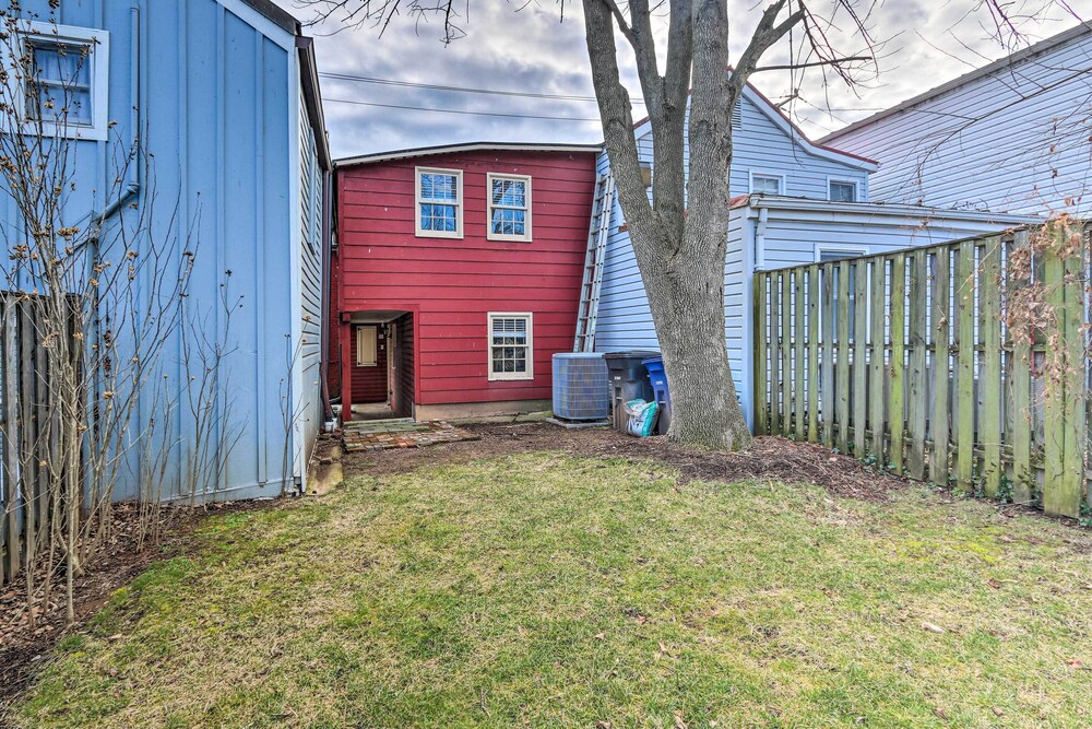 Townhome in Leesburg Historic District! view 5